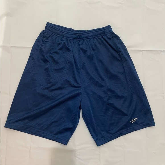 🏃‍♂️ Brooks Men’s Blue Gym Shorts – Size Large 🏃‍♂️ - Picture 1 of 9